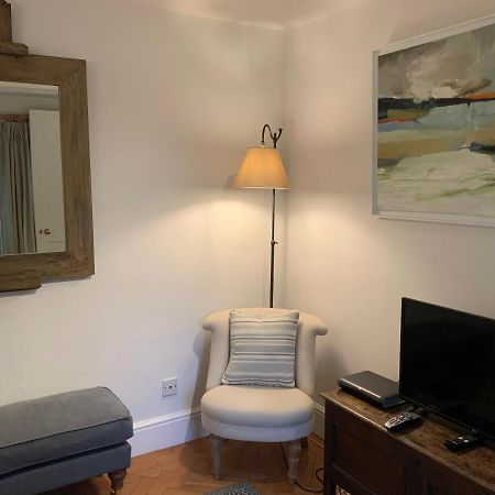 Masons Cottage, An Idyllic Retreat In An Area Of Outstanding Beauty, Close To Blenheim Palace, Oxford & The Cotswolds Stonesfield Exterior photo