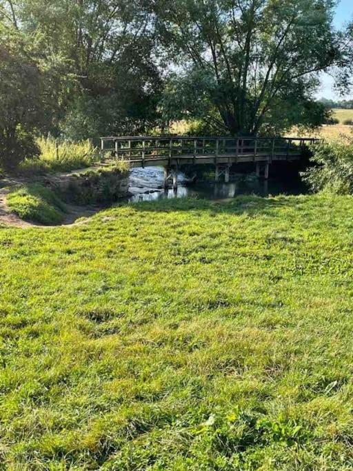 Masons Cottage, An Idyllic Retreat In An Area Of Outstanding Beauty, Close To Blenheim Palace, Oxford & The Cotswolds Stonesfield Exterior photo