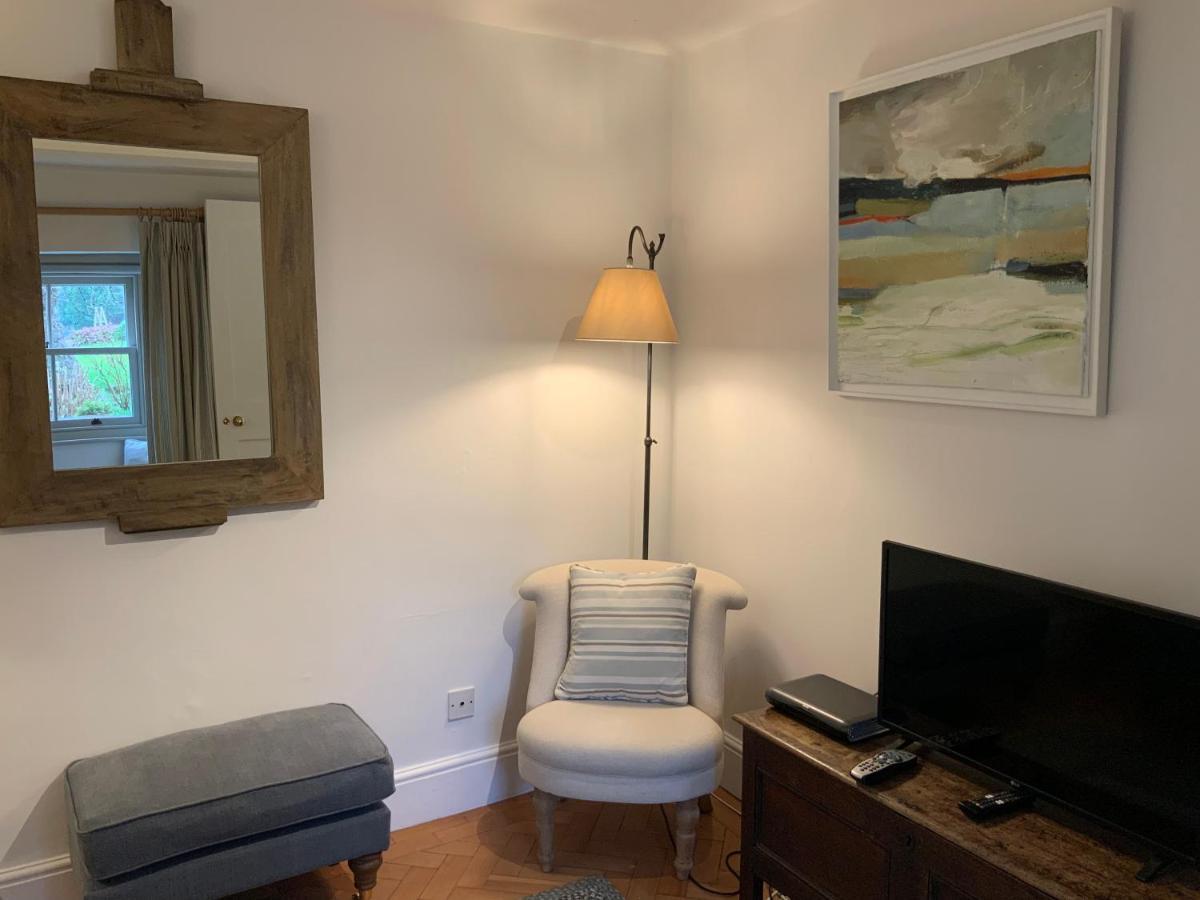 Masons Cottage, An Idyllic Retreat In An Area Of Outstanding Beauty, Close To Blenheim Palace, Oxford & The Cotswolds Stonesfield Exterior photo